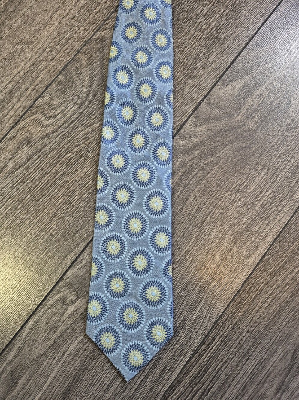 Hugo Boss Men's 100% Silk Tie – Blue & Yellow Geometric Pattern – Made In Italy